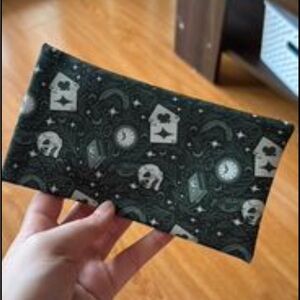 Illumicrate glasses protector